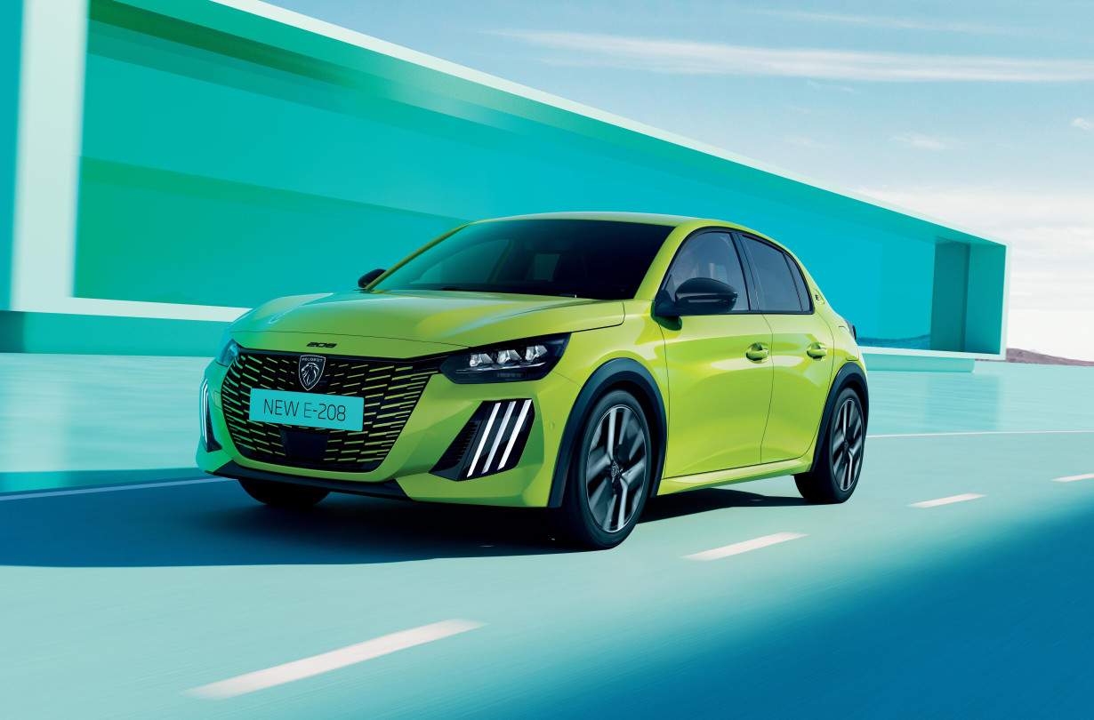 Peugeot E-208