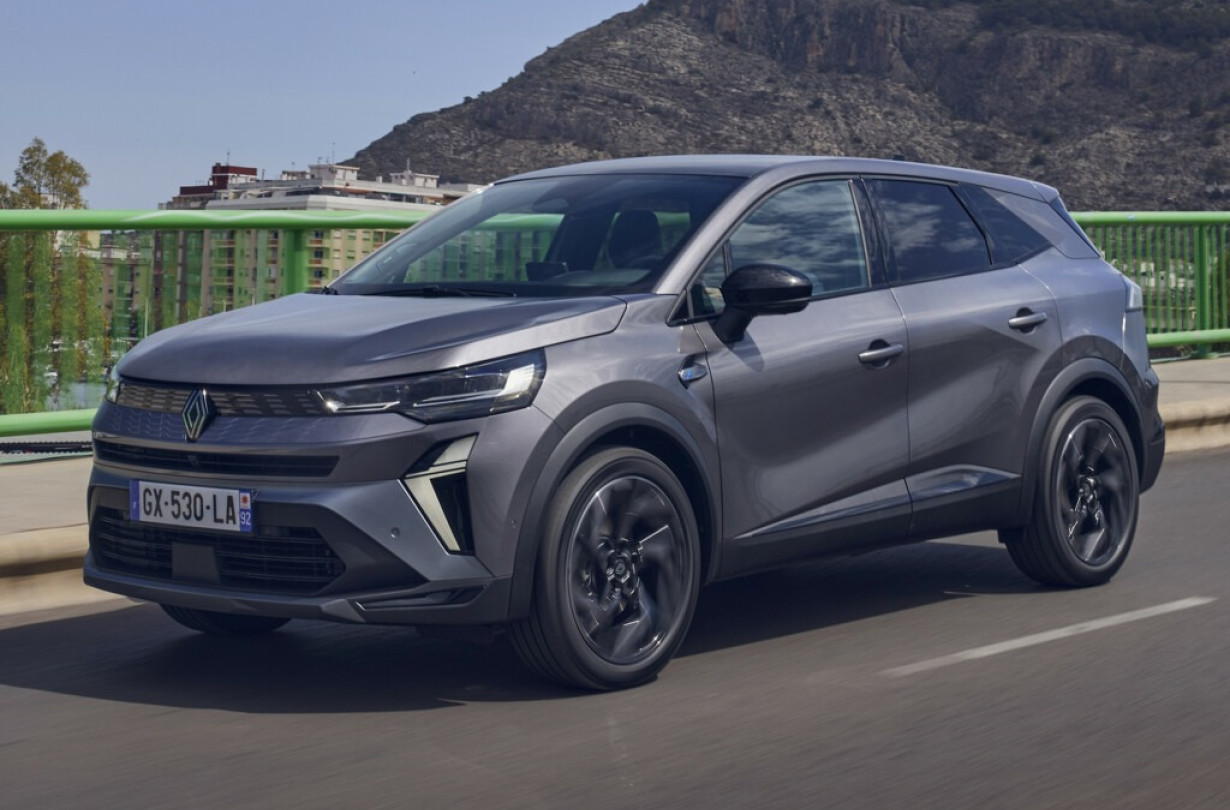 To νέο Renault Symbioz ξεκινά την εμπορική του πορεία στην ελληνική αγορά από €28.900 Renault Symbioz