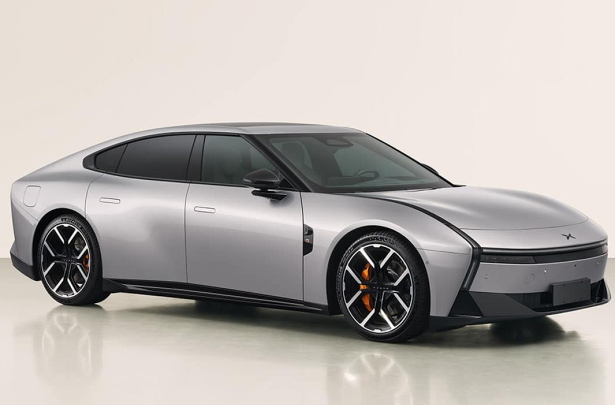 Προς το παρόν, δεν υπάρχει επιβεβαίωση για το αν κάποια από τα δύο Xpeng P7 θα φτάσει στην Ευρώπη -και μάλλον όχι και τα δύο. Xpeng P7