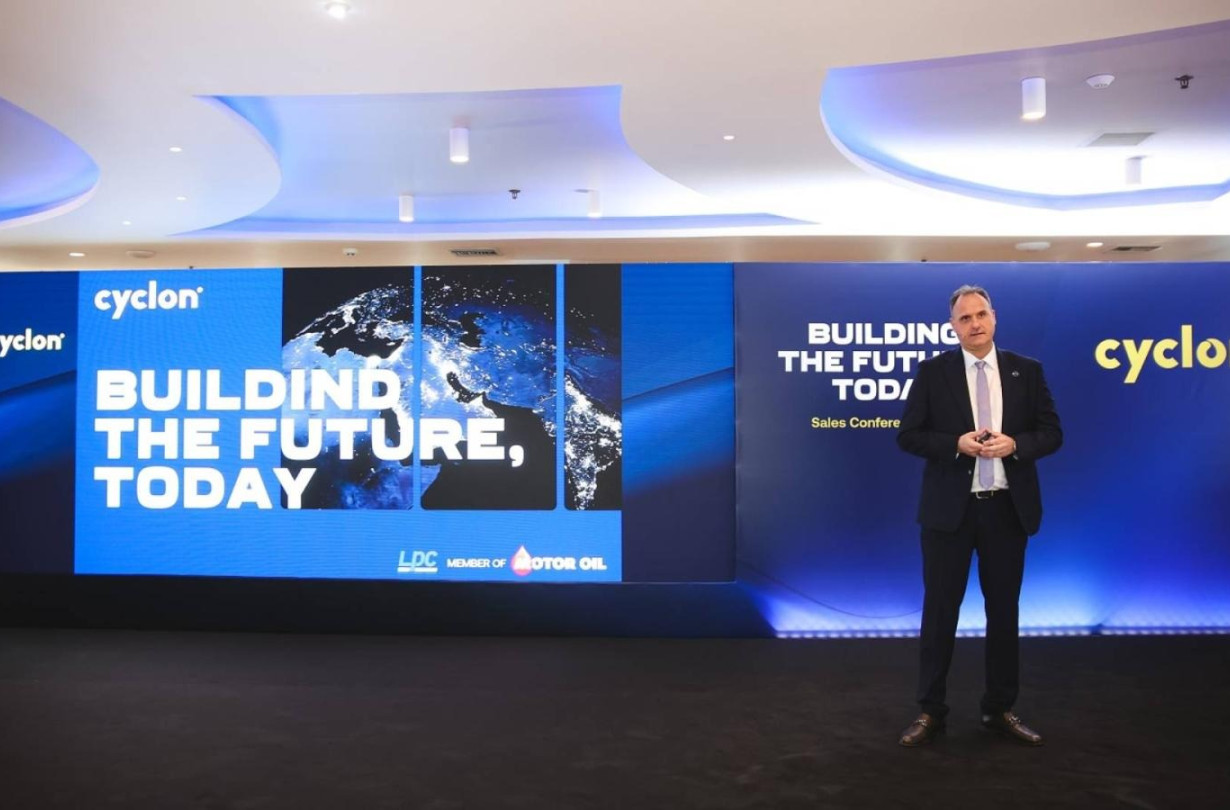 Η νέα εικόνα της Cyclon διατηρεί ταυτόχρονα τη διαχρονικότητα του brand, ενσωματώνοντας μοντέρνες σχεδιαστικές γραμμές και μια νέα αισθητική Cyclon