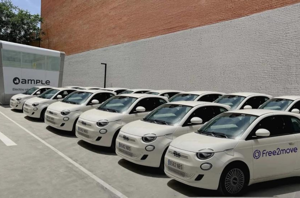 Η FIAT, μέσω της Free2move Charge στοχεύει να αξιοποιήσει τα δεδομένα από αυτό το εγχείρημα ώστε να αξιολογήσει την εφαρμογή του σε ευρύτερη κλίμακα FIAT 500e battery swap