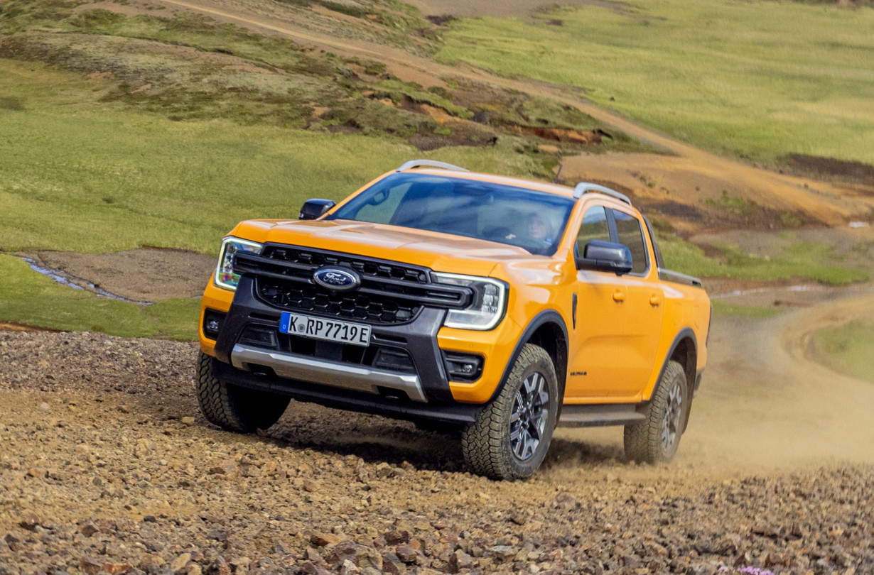 To νέο Ford Ranger PHEV διαθέτει επτά προγράμματα οδήγησης και πέντε λειτουργίες για το υβριδικό σύστημα. Ford Ranger PHEV