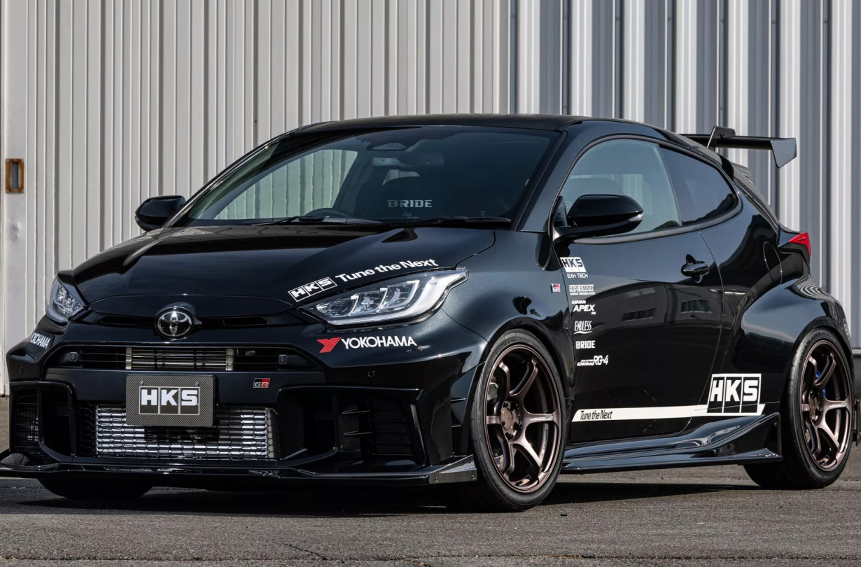 Άσε το μοτέρ και τις ευθείες και επικεντρώσου στην αεροδυναμική και τις στροφές. GR Yaris