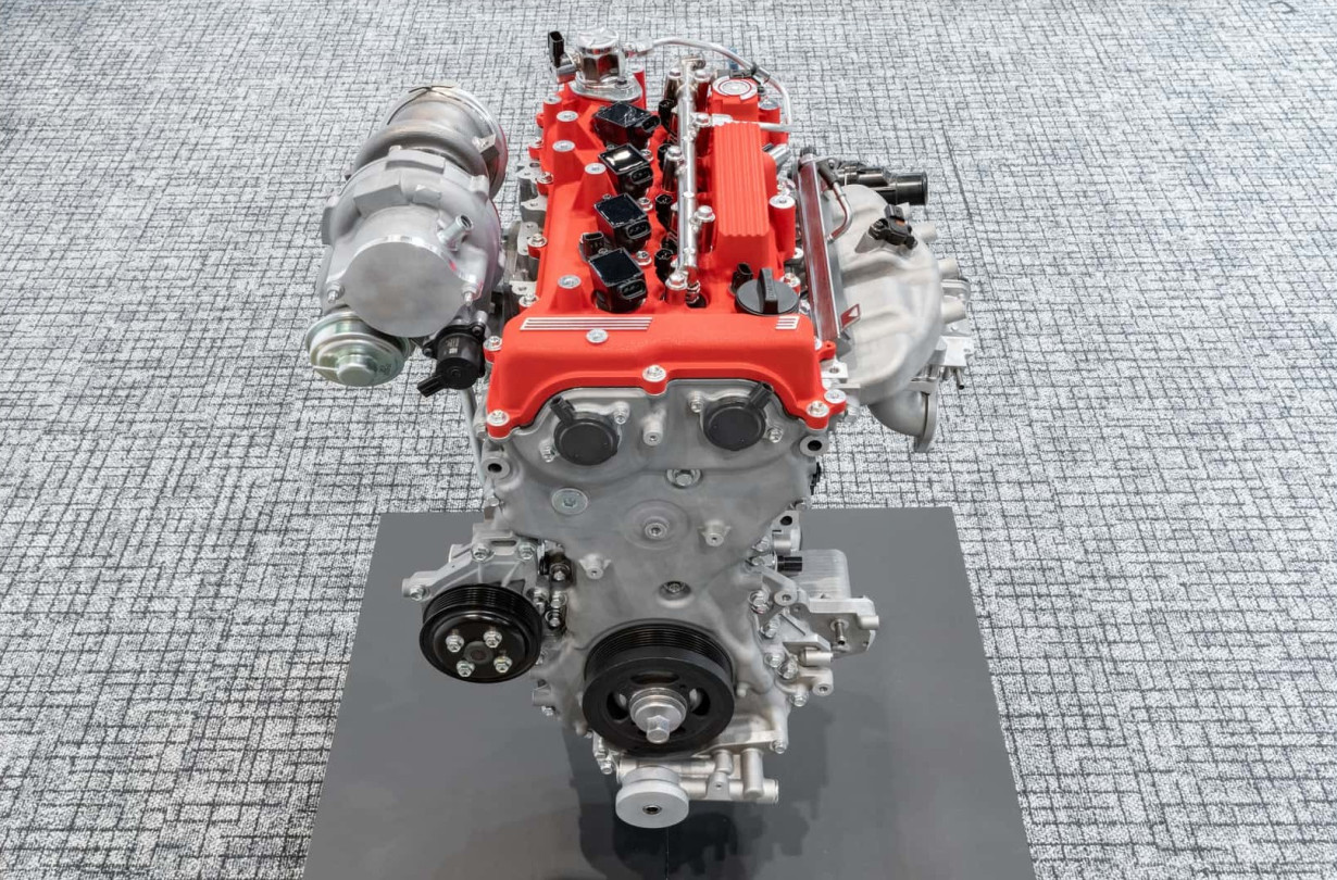 Η Toyota ετοιμάζεται να παρουσιάσει τον ισχυρότερο 4κύλινδρο σε μοντέλο παραγωγής, αρκεί να λύσει το θέμα των ρύπων. Toyota