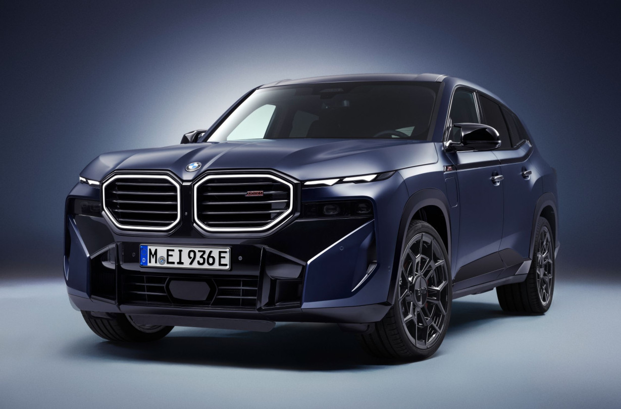 Η νέα BMW XM Label αποδίδει 748 άλογα και 1.000 Nm, κάνοντάς την πιο ισχυρή BMW M που έχει κατασκευαστεί ποτέ. BMW XM Label