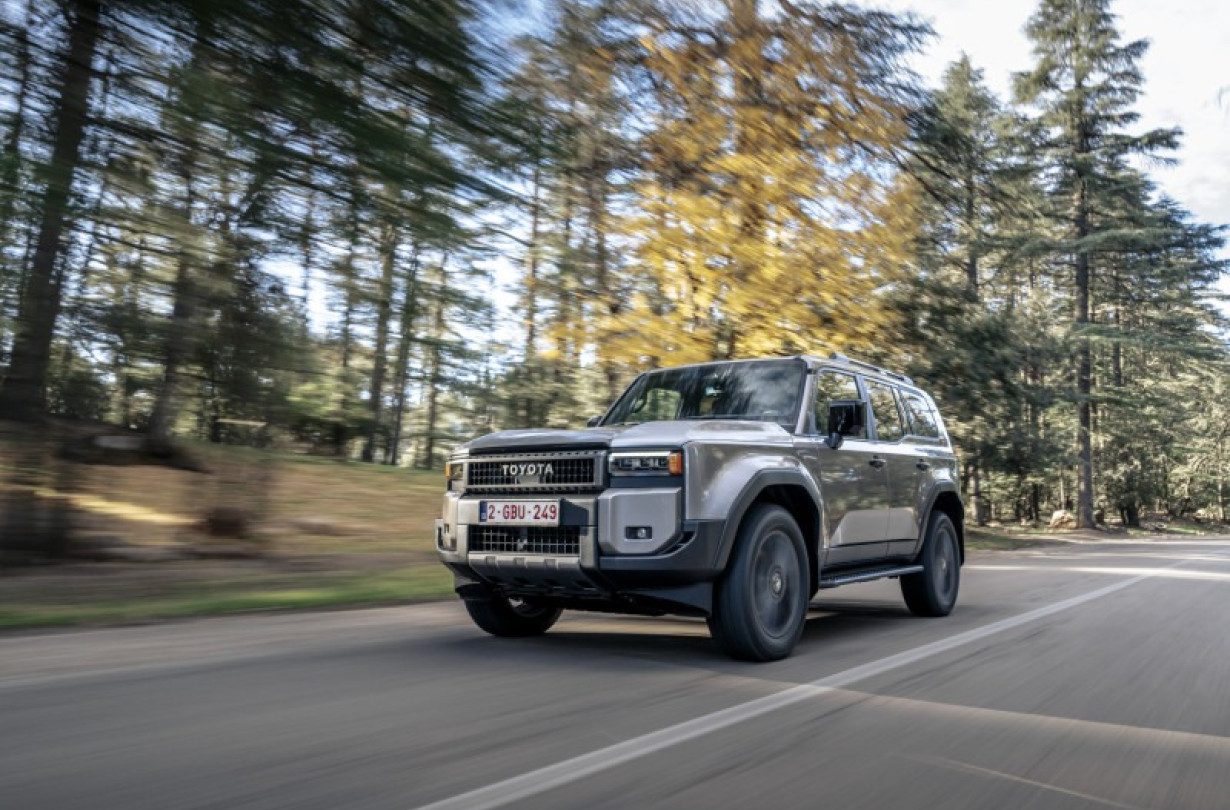 To ήπια υβριδικό Toyota Land Cruiser αναμένεται στην Ευρώπη στα τέλη του 2025 Toyota Land Cruiser MHEV