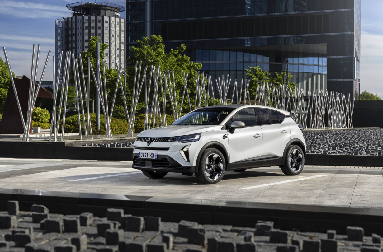 Το Renault Captur E-Tech ξεκινά πλέον από τις €26.500, με το όφελος για τον πελάτη άναλογα την έκδοση να φτάνει έως τις €2.000 Renault Captur E-Tech