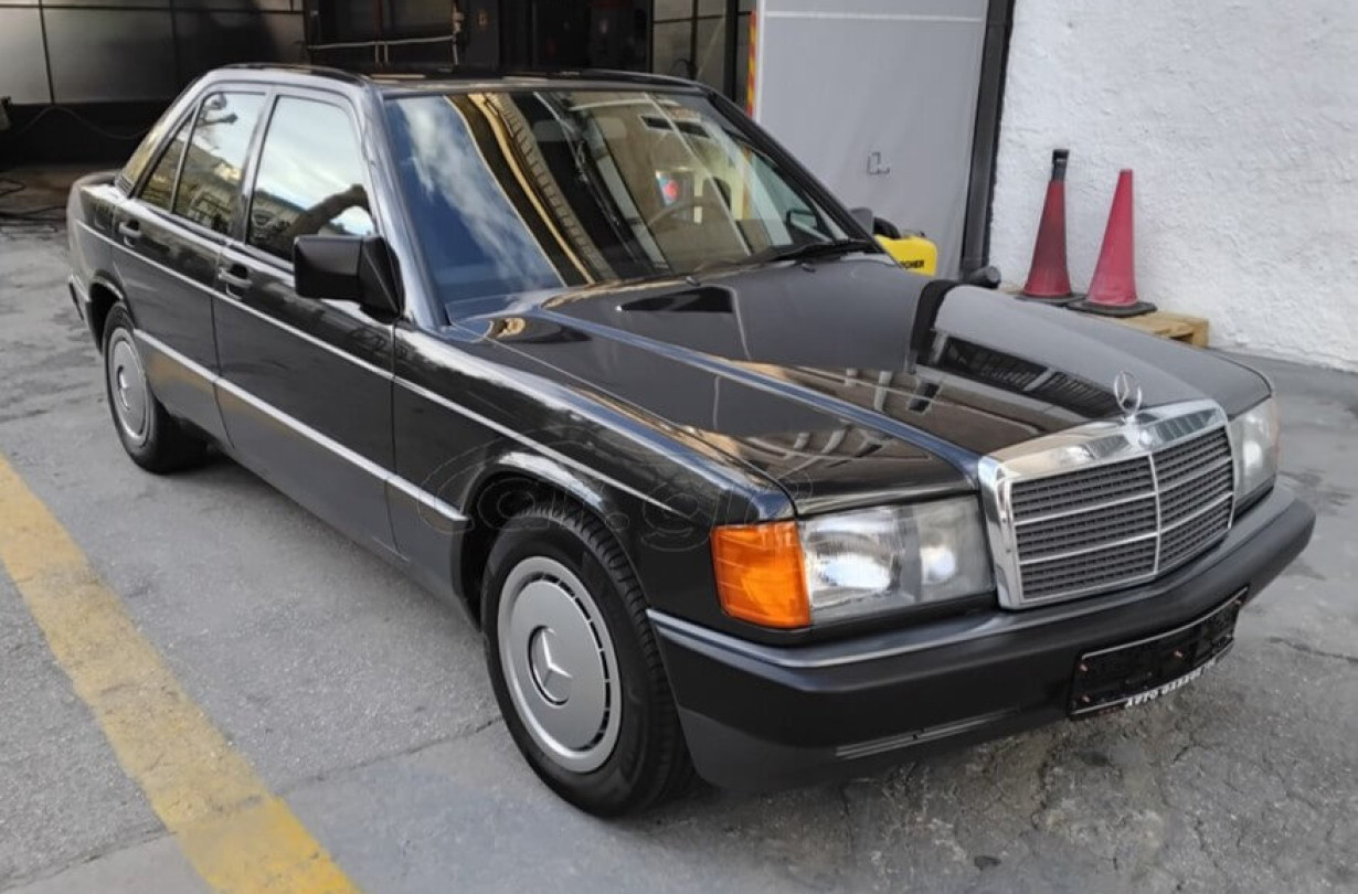 Πριν σχολιάσεις ότι η τιμή είναι τσιμπημένη, δες λίγο πόσο πωλούνται τέτοια διαμάντια στο εξωτερικό. Mercedes-Benz 190