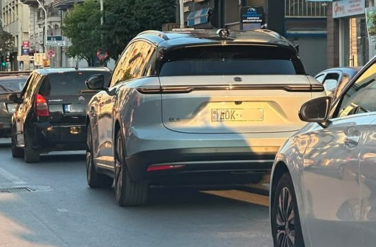 Η σχεδίασή του θα κολάκευε οποιονδήποτε παραδοσιακό κατασκευαστή. Nio EL6