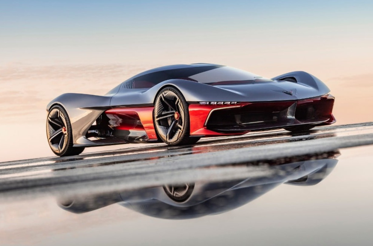 Για να γίνει ηλεκτρική η Chevrolet Corvette, πρώτα να βρεθεί η σωστή ισορροπία μεταξύ τιμής, επιδόσεων, αυτονομίας και οδηγικής απόλαυσης, σε απόλυτη ευθυγράμμιση με την ταυτότητά της. Chevrolet California Corvette