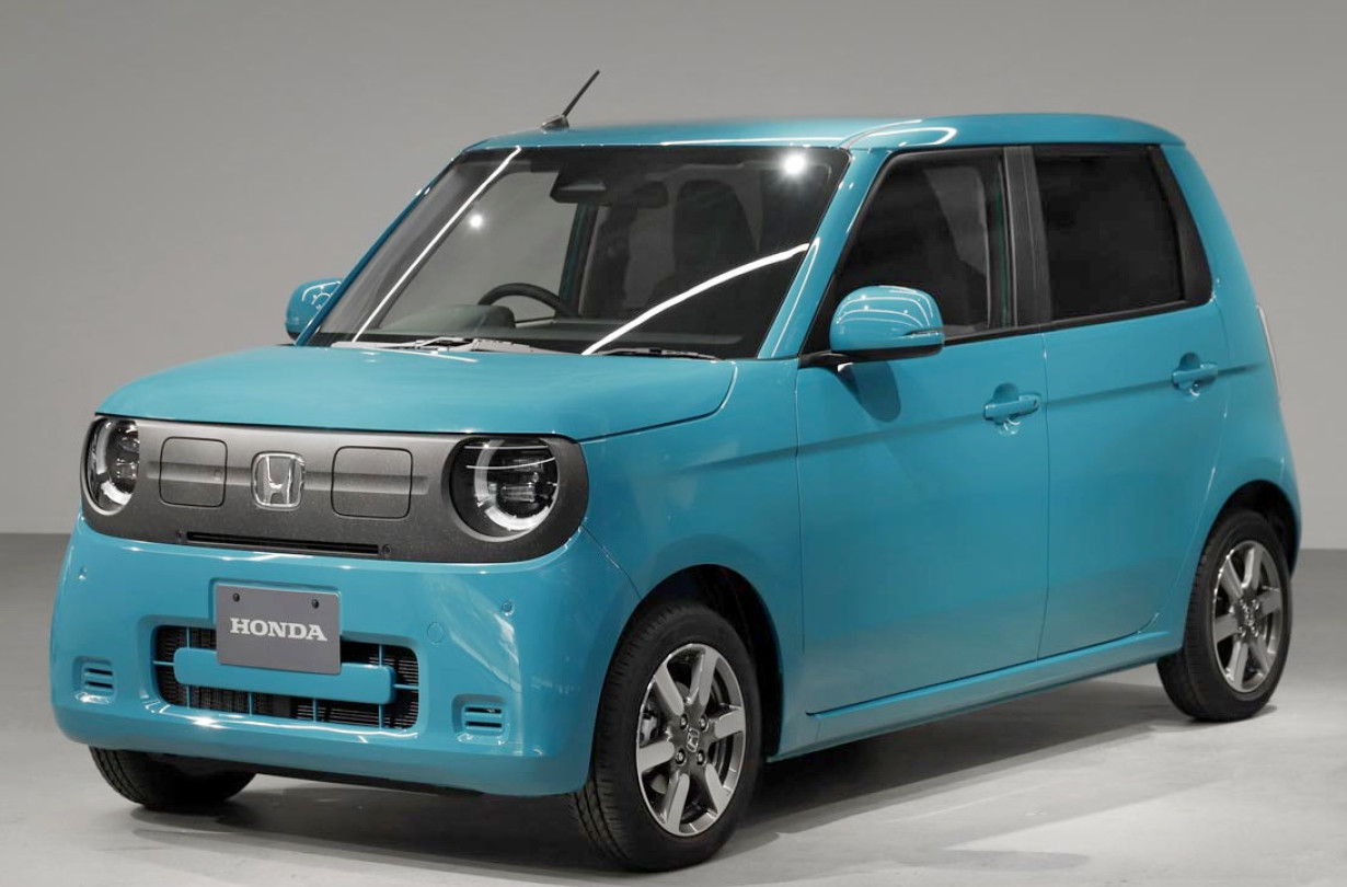 Το κύριο χαρακτηριστικό του Honda N-One e: είναι η λειτουργία V2L που επιτρέπει τη φόρτιση/λειτουργία εξωτερικών συσκευών με την μπαταρία του αυτοκινήτου Honda N-One e