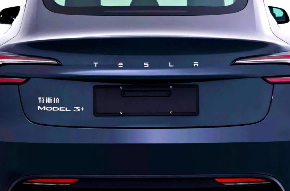 Το Model 3+ είναι στην ουσία το πισωκίνητο Long Range. Model 3