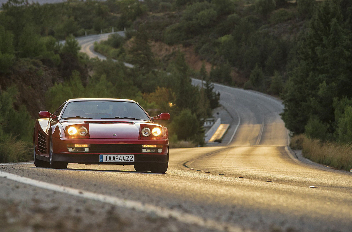 Η κατοχύρωση του ονόματος «Testarossa» δεν σημαίνει επιστροφή προς το παρόν, αλλά σίγουρα αφήνει ανοιχτό το ενδεχόμενο. Ferrari Testarossa