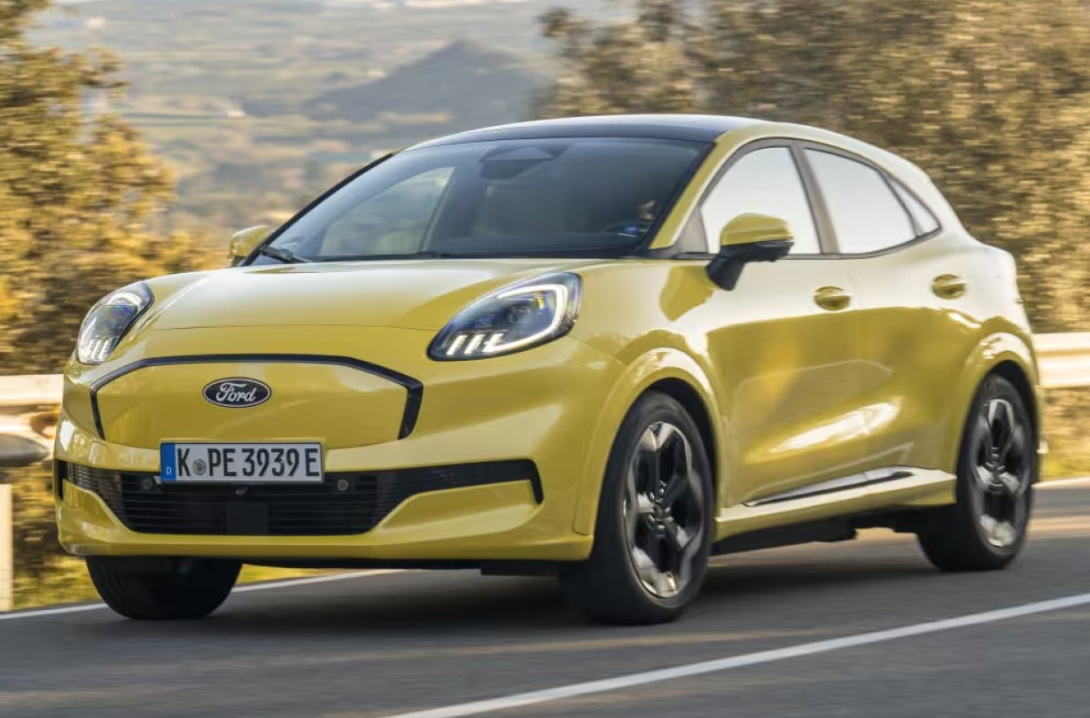 Το νέο Ford Puma Gen-E συνδυάζει με τον καλύτερο τρόπο την τεχνολογία, την καθημερινή πρακτικότητα και την χαμηλή κατανάλωση, χωρίς να απεμπολεί το οδηγικό του ταμπεραμέντο Ford Puma Gen-E