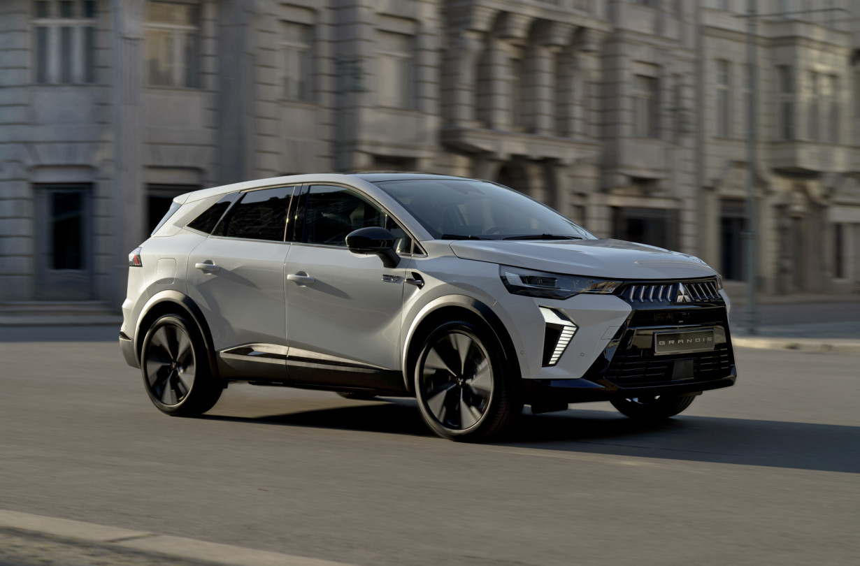 Tο Mitsubishi Grandis θα καλύπτεται από εγγύηση 5 ετών/160.000 km (με δυνατότητα επέκτασης έως οκτώ), καθώς και από 8χρόνια/160.000 km για την μπαταρία. Mitsubishi Grandis