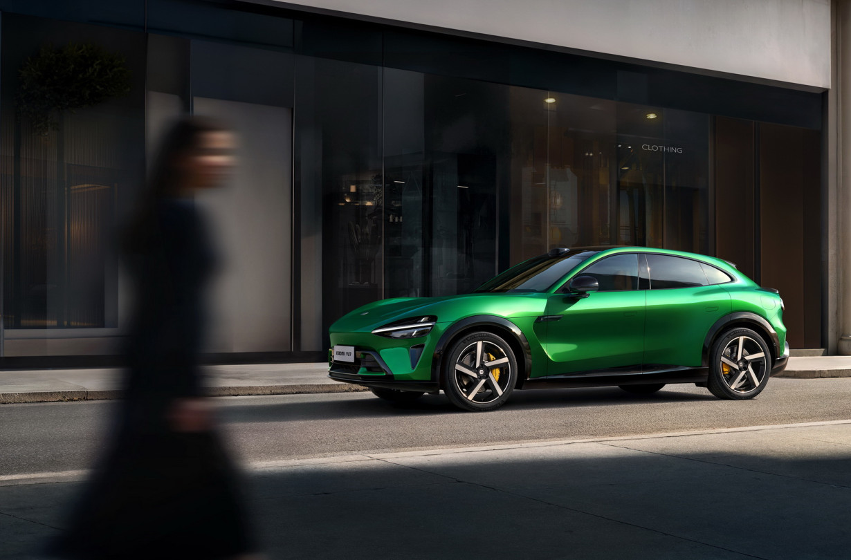 Εάν όντως αποφασίσετε να ιδρύσετε τη δική σας αυτοκινητοβιομηχανία (ή εργοστάσιο, ή βιοτεχνία…), παραμείνετε προσγειωμένοι, με καλό πλάνο και προσήλωση στο στόχο. Α! Και ρίξτε πρώτα μια ματιά πώς το κάνουν οι Κινέζοι. Αυτοί ξέρουν! αυτοκινητοβιομηχανία