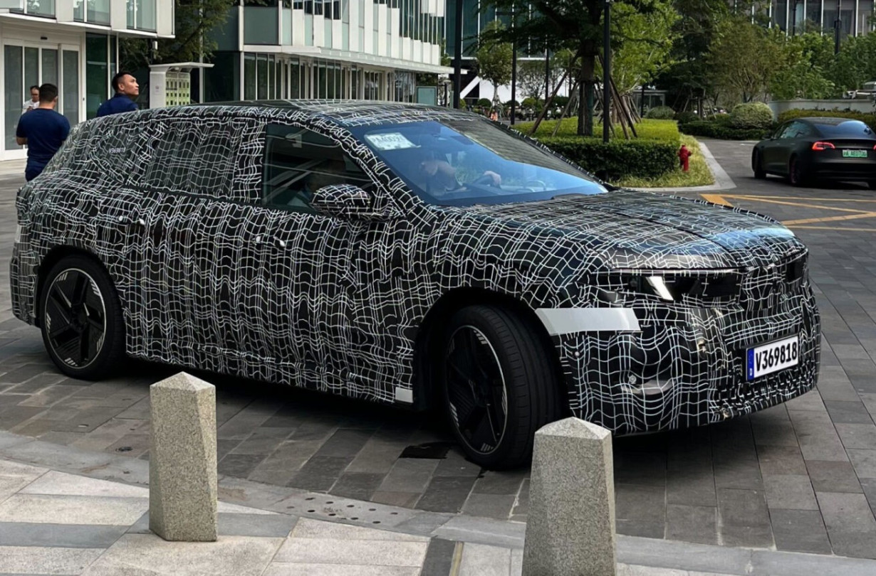 Η παγκόσμια πρεμιέρα της BMW iX3 αναμένεται τον Σεπτέμβριο στο Σαλόνι του Μονάχου BMW iX3