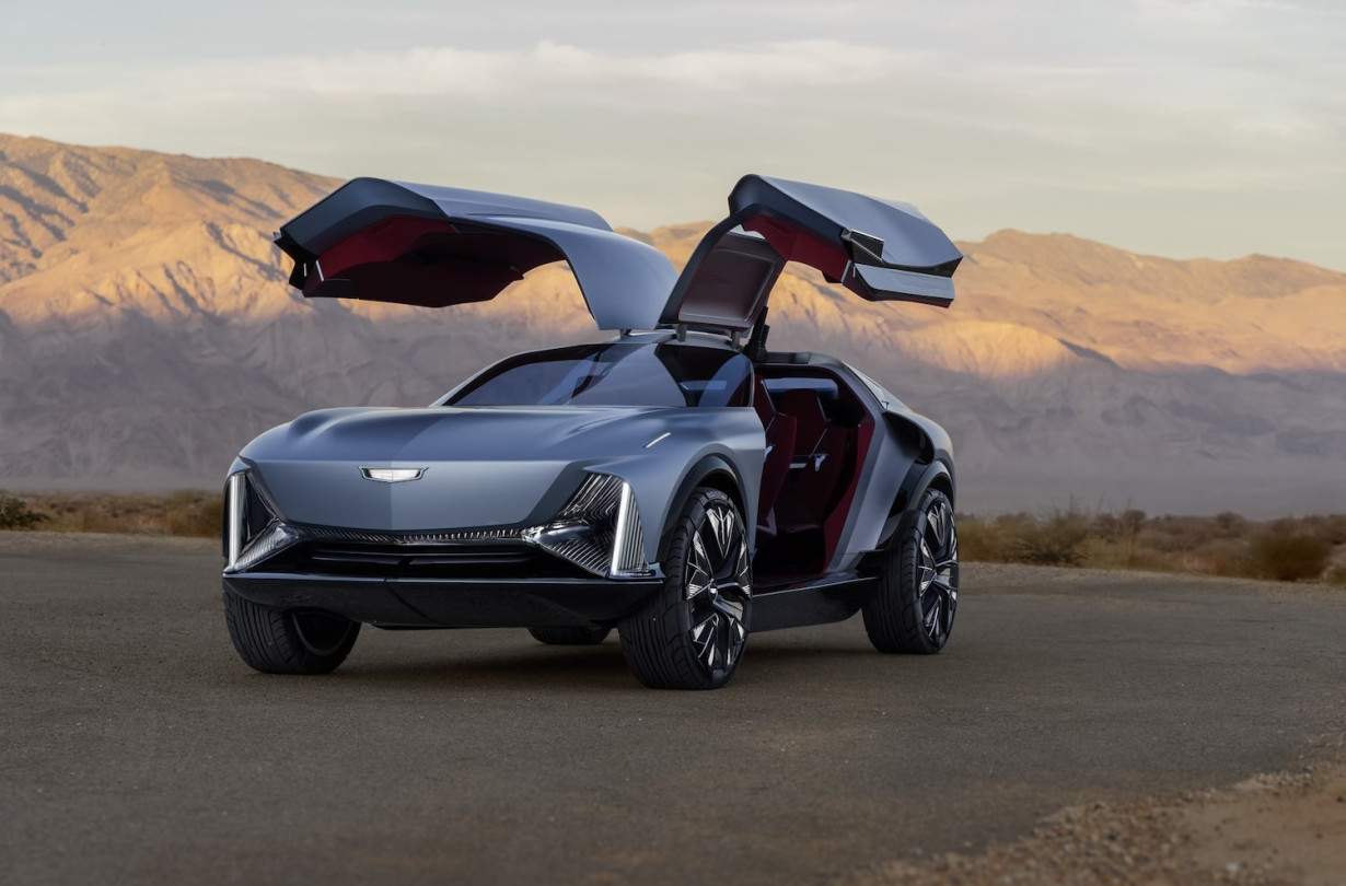Σχεδιαστικά, η Cadillac Elevated Velocity αντλεί στοιχεία από τις Celestiq και Lyriq, τονίζοντας την υπερυψωμένη κορμοστασιά και τις αεροδυναμικές γραμμές. Cadillac Elevated Velocity