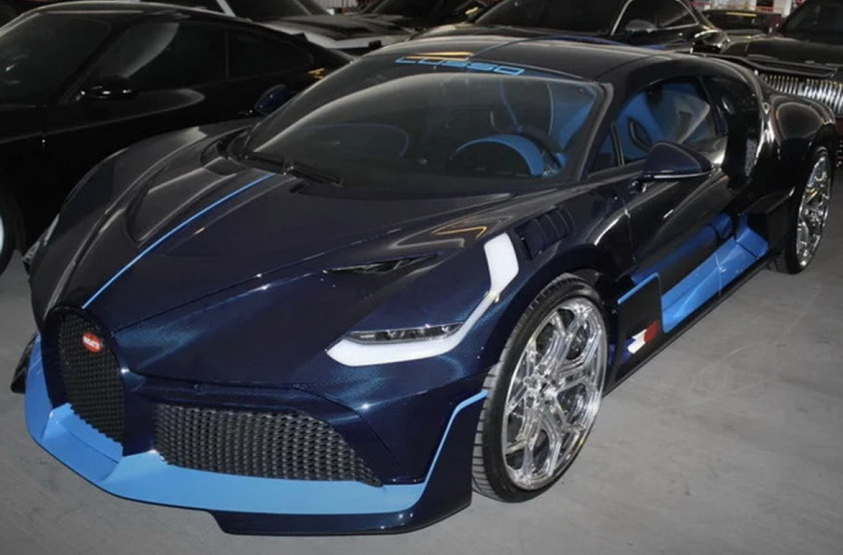 Στο περιθώριο της Monterey Car Week, ο οίκος Bonhams θα βγάλει όλα τα κατασχεμένα αυτοκίνητα σε δημοπρασία Απάτη