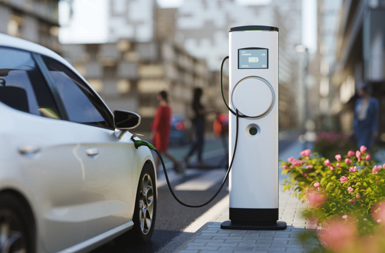 Στην Ελλάδα, η αγορά των PHEV και EV παρουσιάζει δυναμική άνοδο, τόσο στο κανάλι company/fleet όσο και στο retail. PHEV και EV