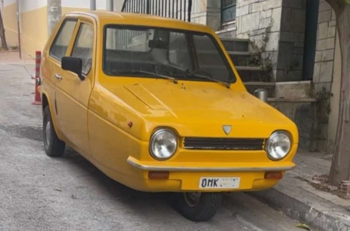 Κυρίως ξεσηκώνει αναμνήσεις, αλλά και τον γέλωτα, αφού τα δυναμικά του χαρακτηριστικά υπολείπονται των 4τροχων. Reliant Robin