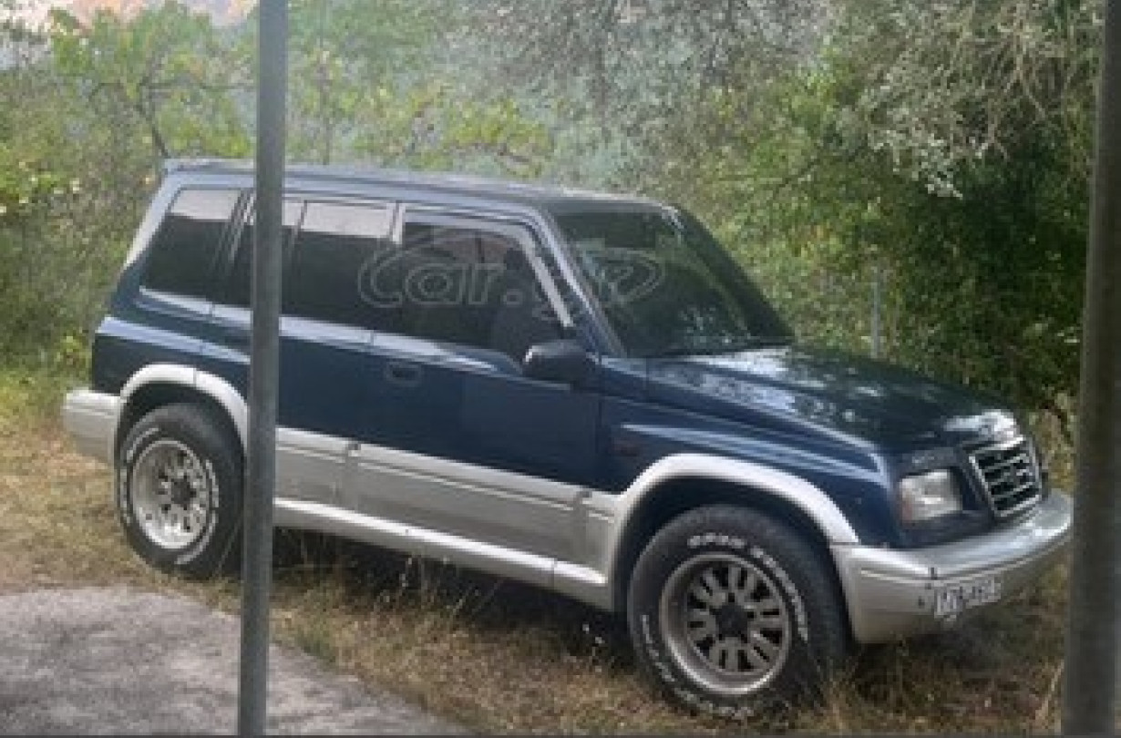 Και τώρα, έχουμε κάποιον που ζητά €30 χιλιάρικα για Vitara πρώτης γενιάς 28 ετών. Θα έδινες ποτέ τέτοιο ποσό; Suzuki Vitara