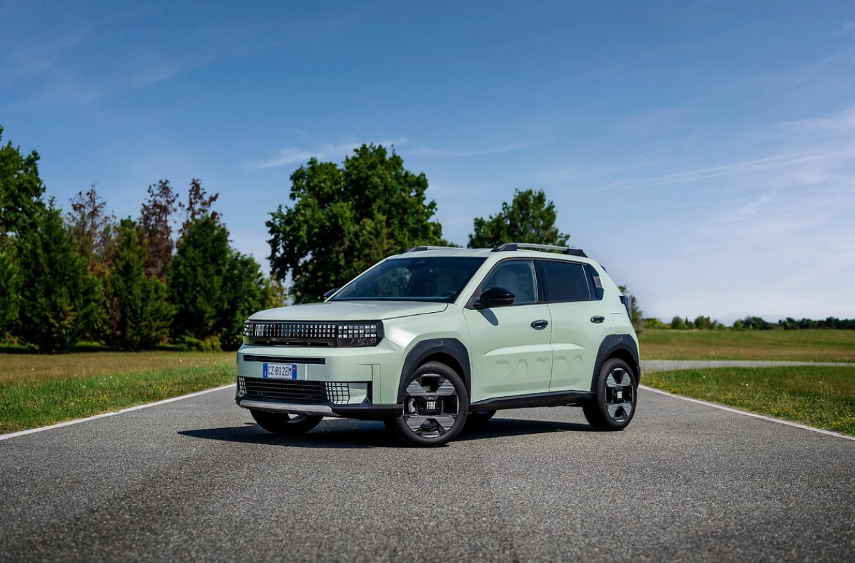 Το βενζινοκίνητο FIAT Grande Panda ξεκινά την εμπορική του πορεία στην ελληνική αγορά από €16.990 FIAT Grande Panda petrol