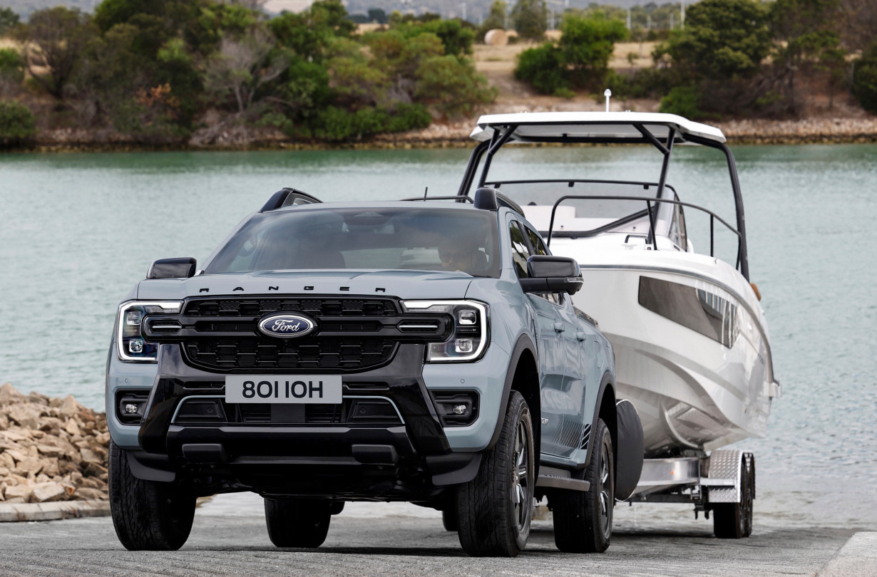 To Ford Ranger PHEV, το πρώτο plug-in hybrid pick-up στην Ευρώπη είναι διαθέσιμο στην ελληνική αγορά από €45.280 Ford Ranger PHEV