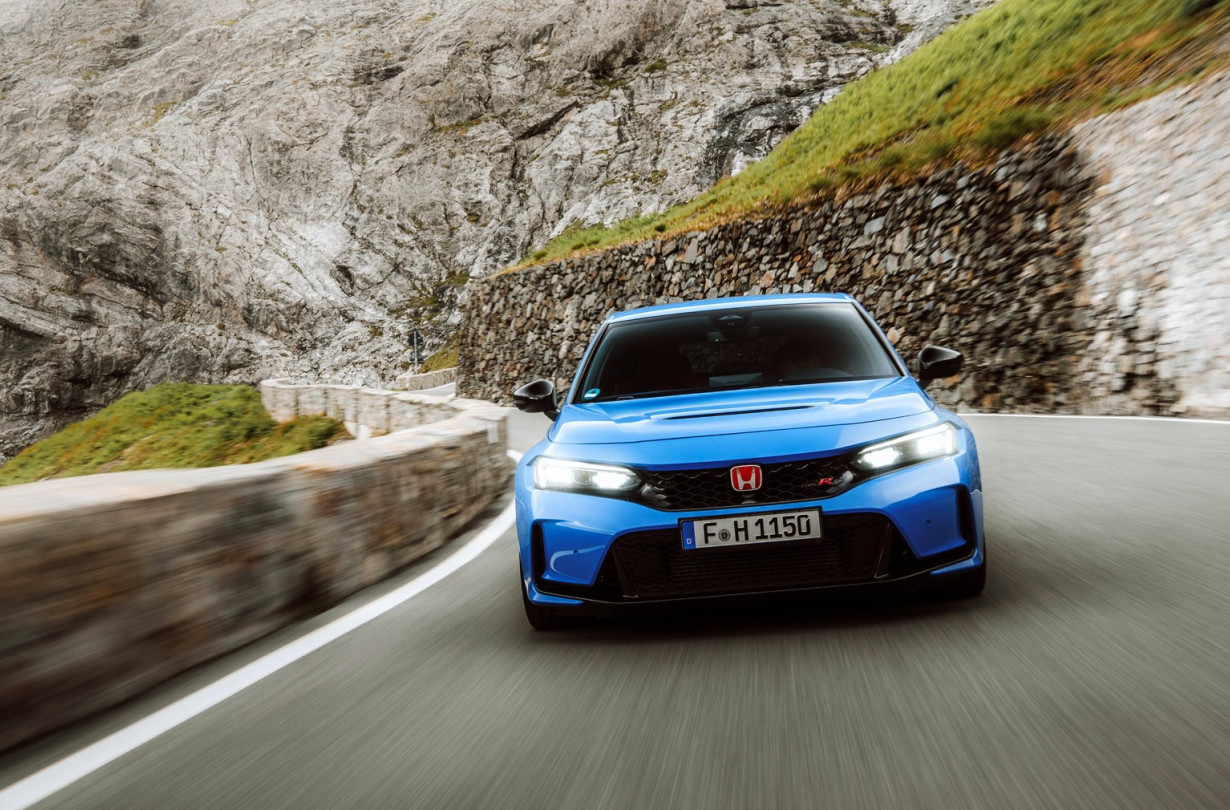 Η Honda δημιούργησε τον «Dream Drives» οδηγό, μια ψηφιακή συλλογή με τις πιο εντυπωσιακές διαδρομές της Ευρώπης, προς τιμήν του Civic Type R Honda Civic Type R
