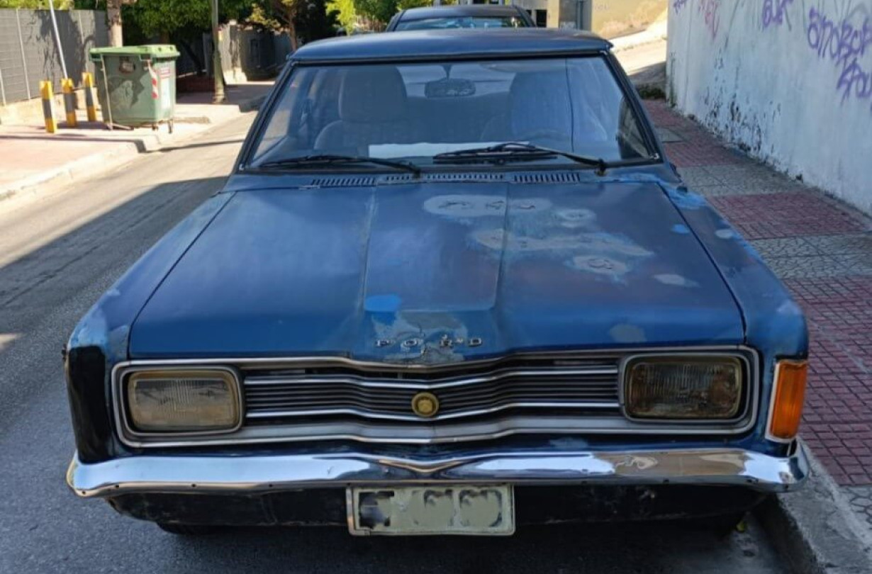 Ένα υπέροχο κουπέ ανακαλύψαμε στον Περισσό. Και παρότι έχουν περάσει πέντε δεκαετίες, συνεχίζει να προσφέρει χαμόγελα στον οδηγό του. Ford Taunus