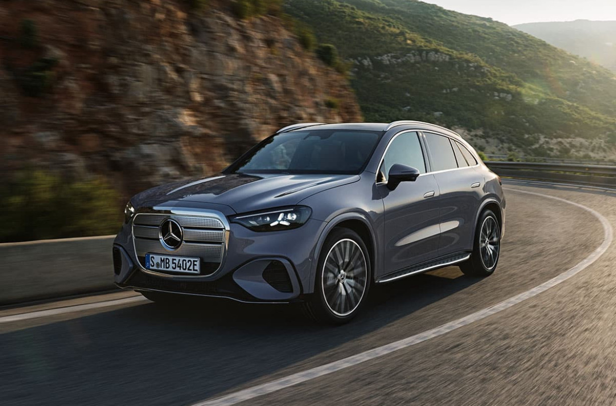 H νέα Mercedes-Benz GLC EQ αναμένεται στις αγορές στις αρχές του 2026, οπότε και θα ανακοινωθεί η τιμή της κάθε έκδοσης. Mercedes-Benz GLC EQ