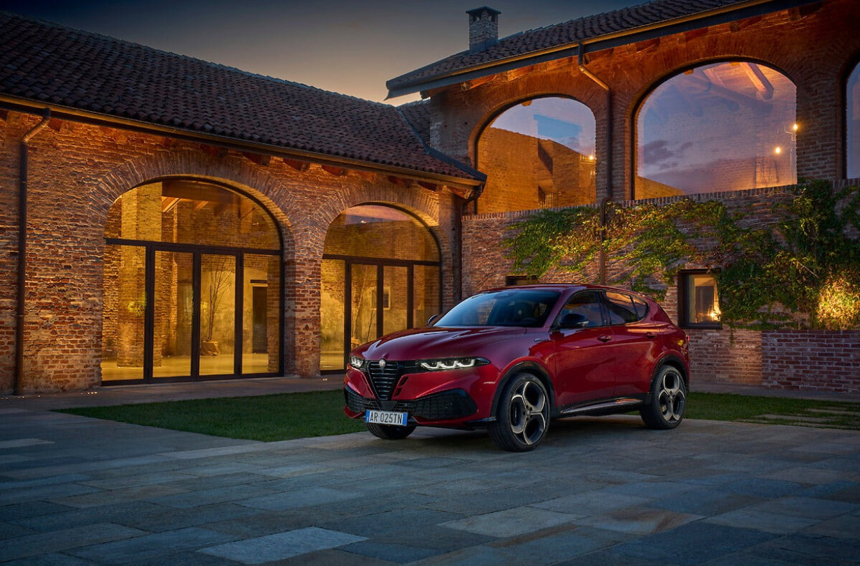Οι πρώτες παραδόσεις της ανανεωμένης Alfa Romeo Tonale στην Ελλάδα αναμέμονται το πρώτο τρίμηνο του 2026 Alfa Romeo Tonale