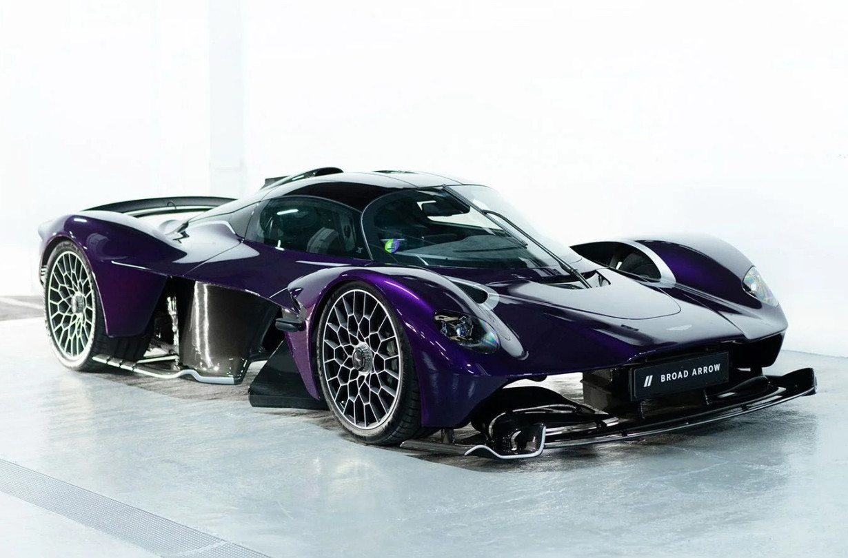 Aston Martin Valkyrie Spider