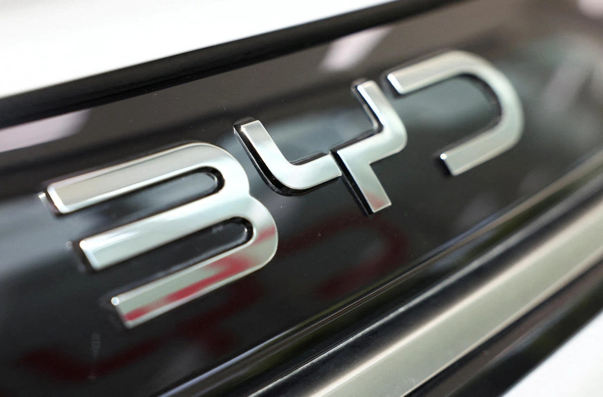 Με τη μαζική αυτή ανάκληση, η BYD δείχνει πως η ασφάλεια των οδηγών και η αξιοπιστία της τεχνολογίας της παραμένουν αδιαπραγμάτευτες προτεραιότητες. BYD