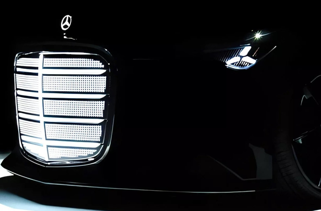 Η Mercedes-Benz ξεδιπλώνει τις προθέσεις της για τη νέα σχεδιαστική εποχή της, με τη μάσκα να μετατρέπεται σε πρωταγωνιστή της αισθητικής. Ακριβώς όπως κάνει και η BMW τα τελευταία χρόνια. Mercedes-Benz