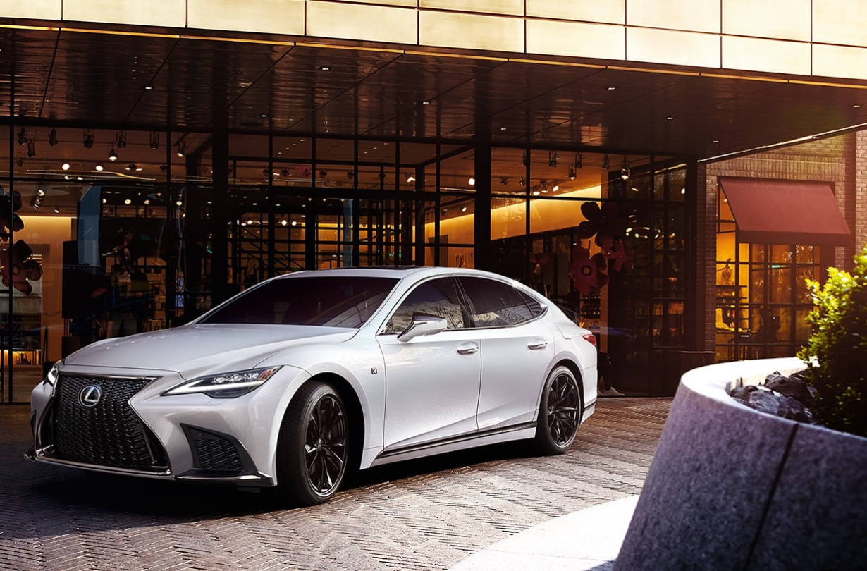 Lexus LS500 AWD Heritage Edition