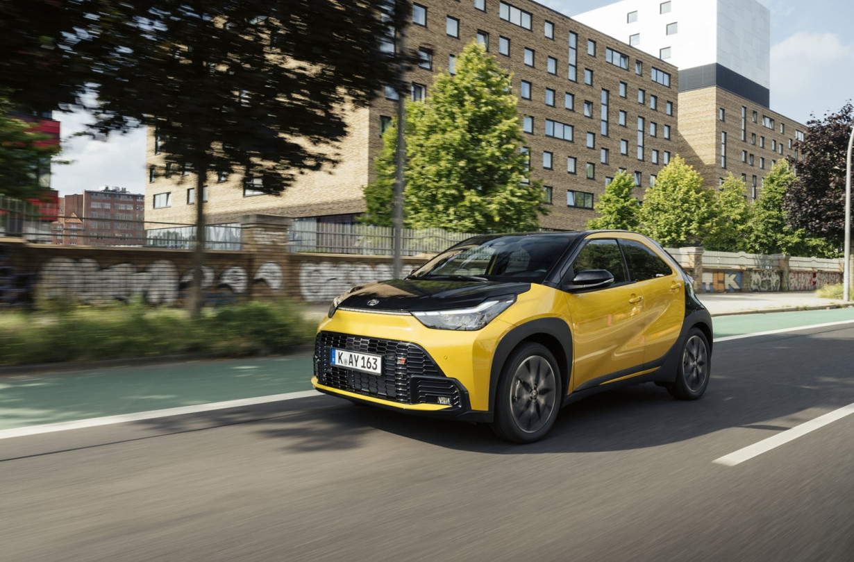 Το νέο Toyota Aygo X, το μοναδικό φουλ υβριδικό μίνι της ελληνικής αγοράς είναι διαθέσιμο από €19.670 Toyota Aygo X