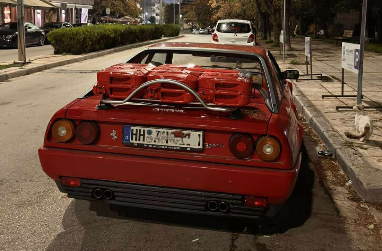 Ferrari Mondial