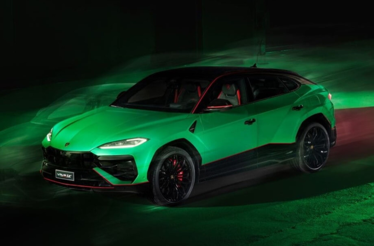 Lamborghini Urus SE Tettonero Capsule