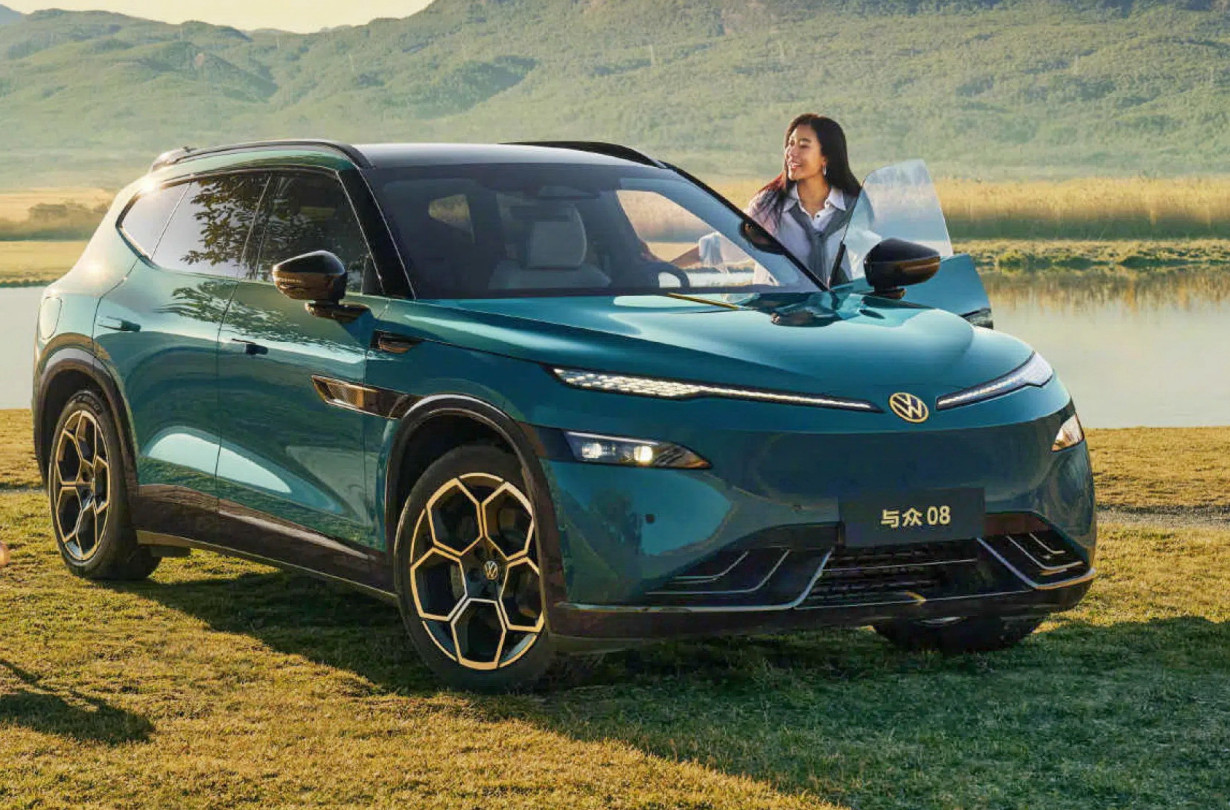 Volkswagen ID.Unyx 08