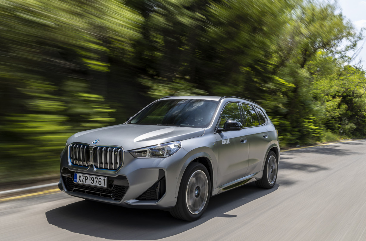 BMW iX1