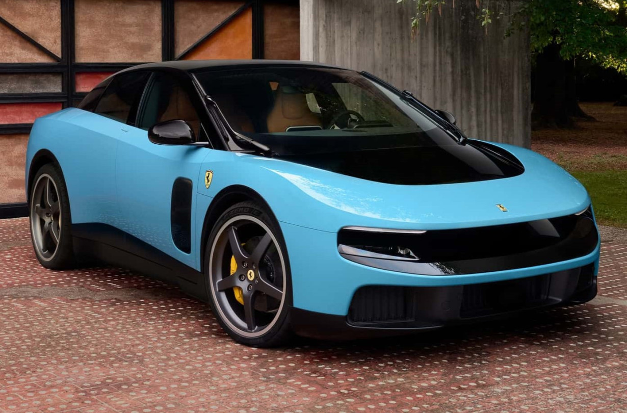Ferrari Luce