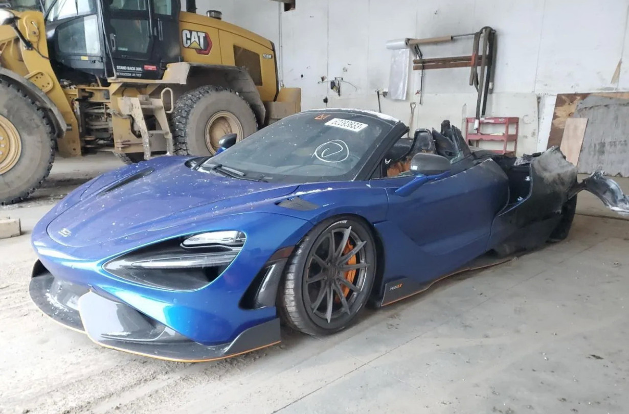 McLaren 765LT Spider