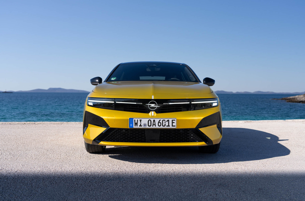 Opel Astra 