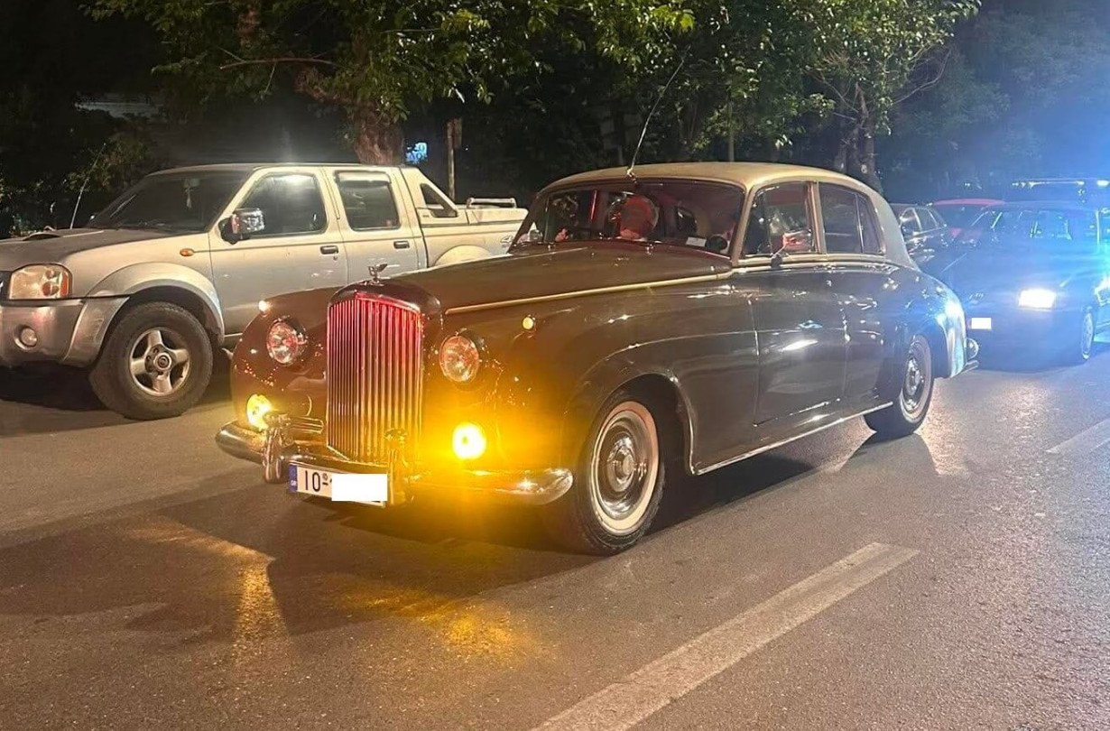 Bentley S-Series