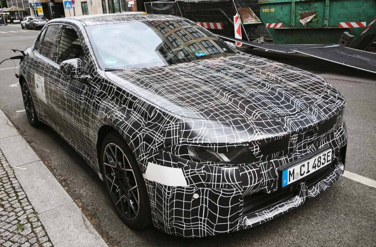 i3