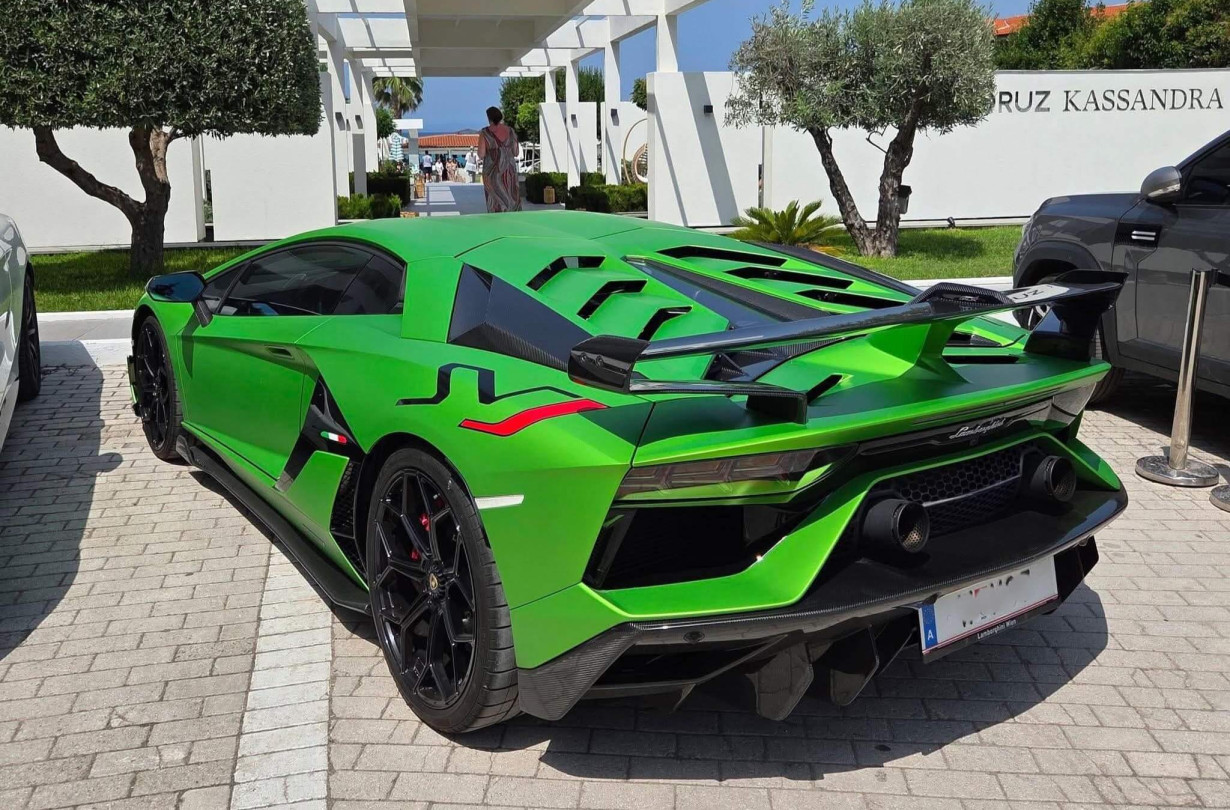 Aventador SVJ