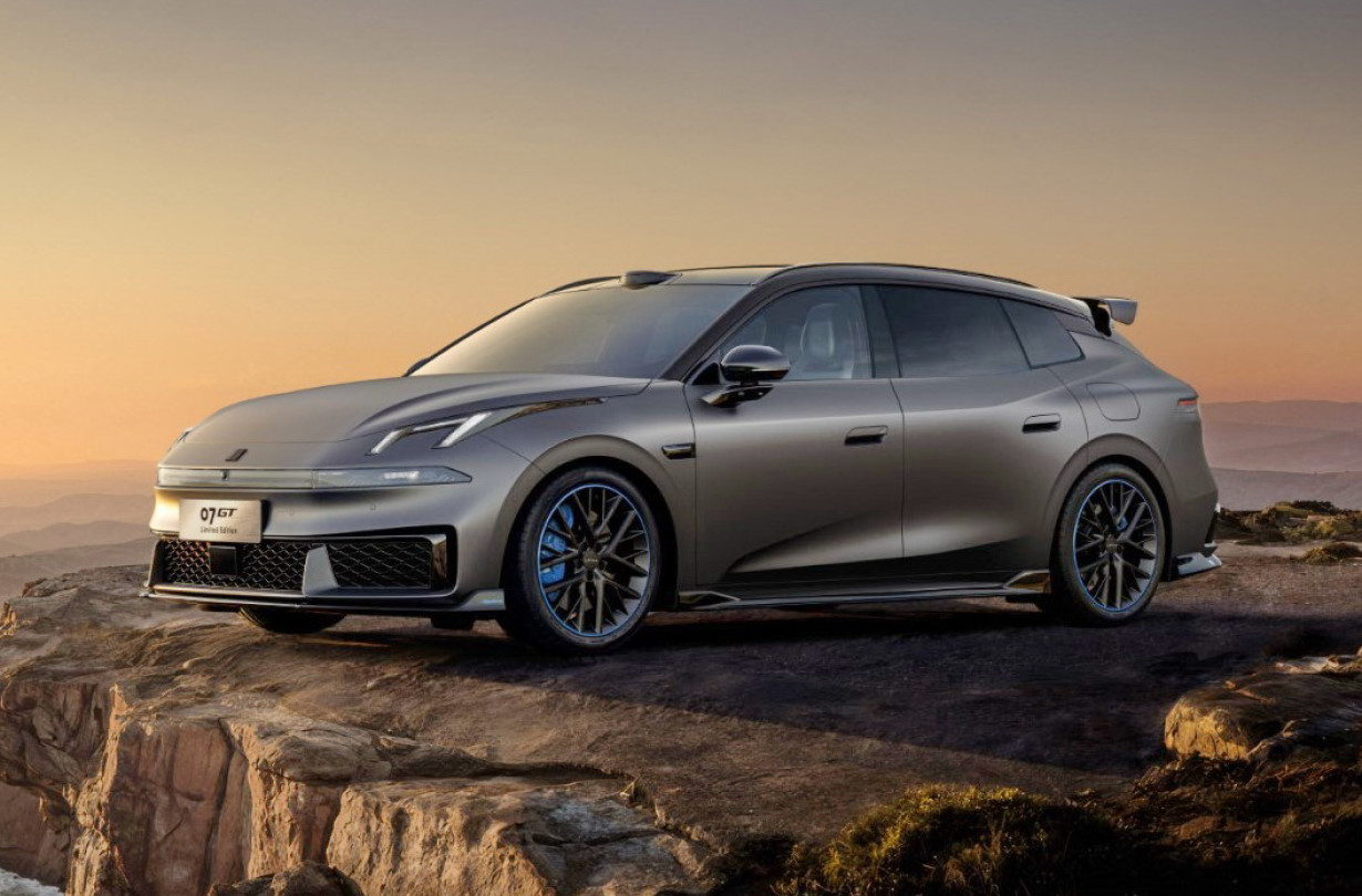 Lynk & Co 07 GT