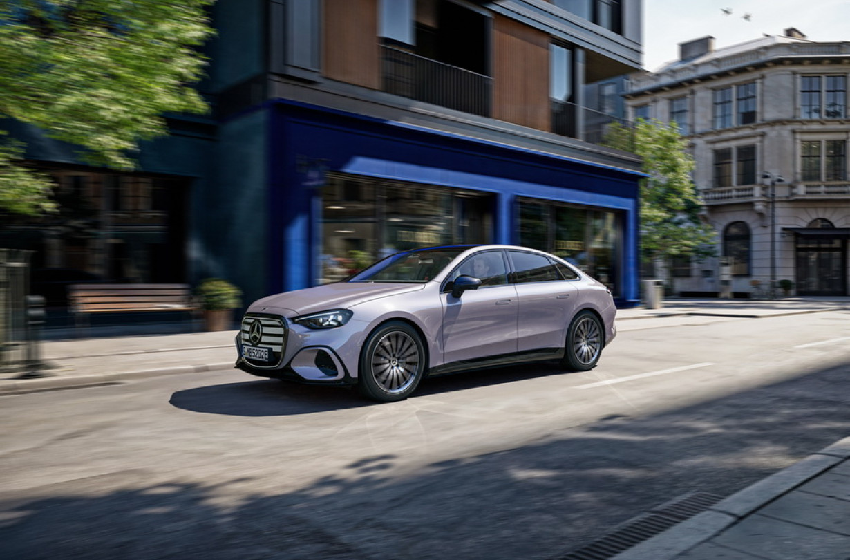 Mercedes C 300 4MATIC Electric
