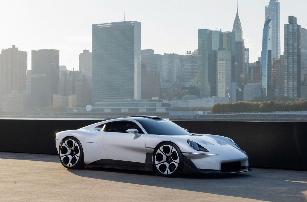 Porsche Mission S